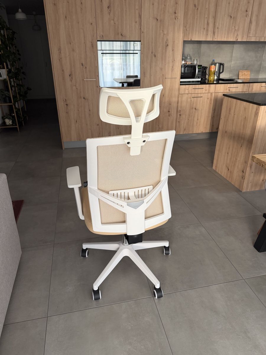 Stühle: Ergonomischer Bürostuhl – Gebraucht aus Seewen SZ von mads_around 2