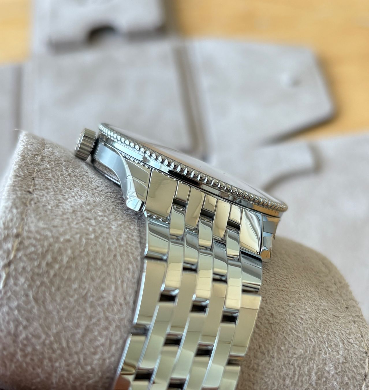 Breitling Montres: BREITLING Navitimer Automatic 41 Fullset Neu – Neuf (Voir description) à Birsfelden par Mynos 8