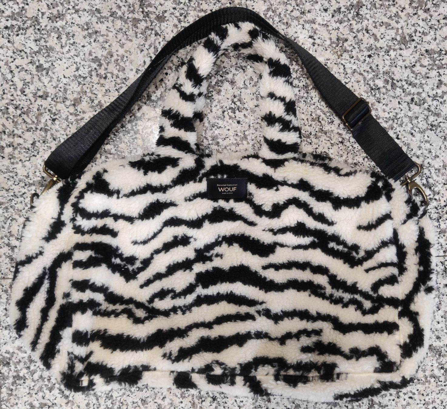 Borse da donna: WOUF Weekender mit Zebramuster (Recycletes Material) – Nuovo (secondo la descrizione) da Zürich venduto da dal_64sr