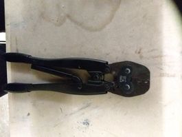 Kabelpresszange AMP 20-17 No.8
