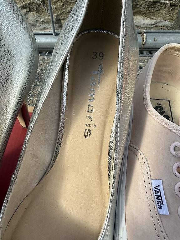 Scarpe da donna: Tamaris Schuhe Gr. 39 – Usato da Zürich venduto da car_55kf 1