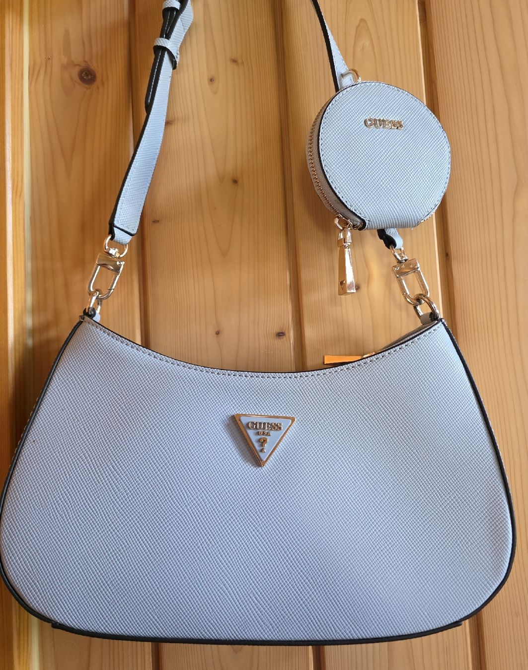 Guess Borse da donna: Handtasche Guess hellblau mit Pochette – Nuovo e nell'imballaggio originale da Wimmis venduto da sal_rj9j