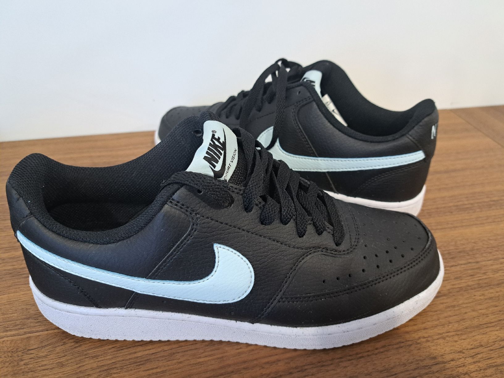 Nike Scarpe da uomo: nike sneaker turnschuhe 42 – Usato da bazenheid venduto da salerno007