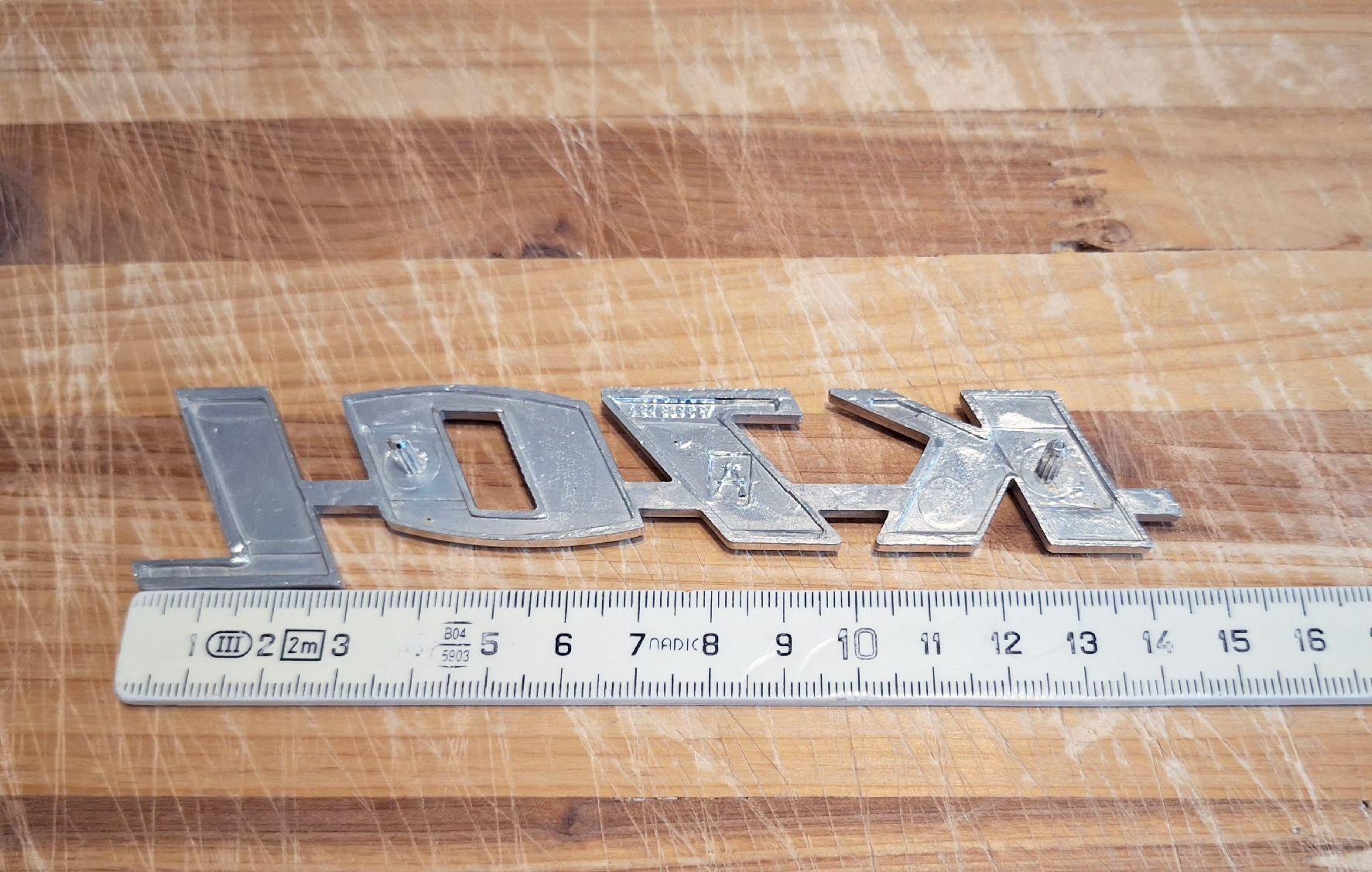 Volkswagen Tutti pezzi di ricambio auto: VW K70L Emblem – Usato da Triesen venduto da BLACKSHEEP75 5