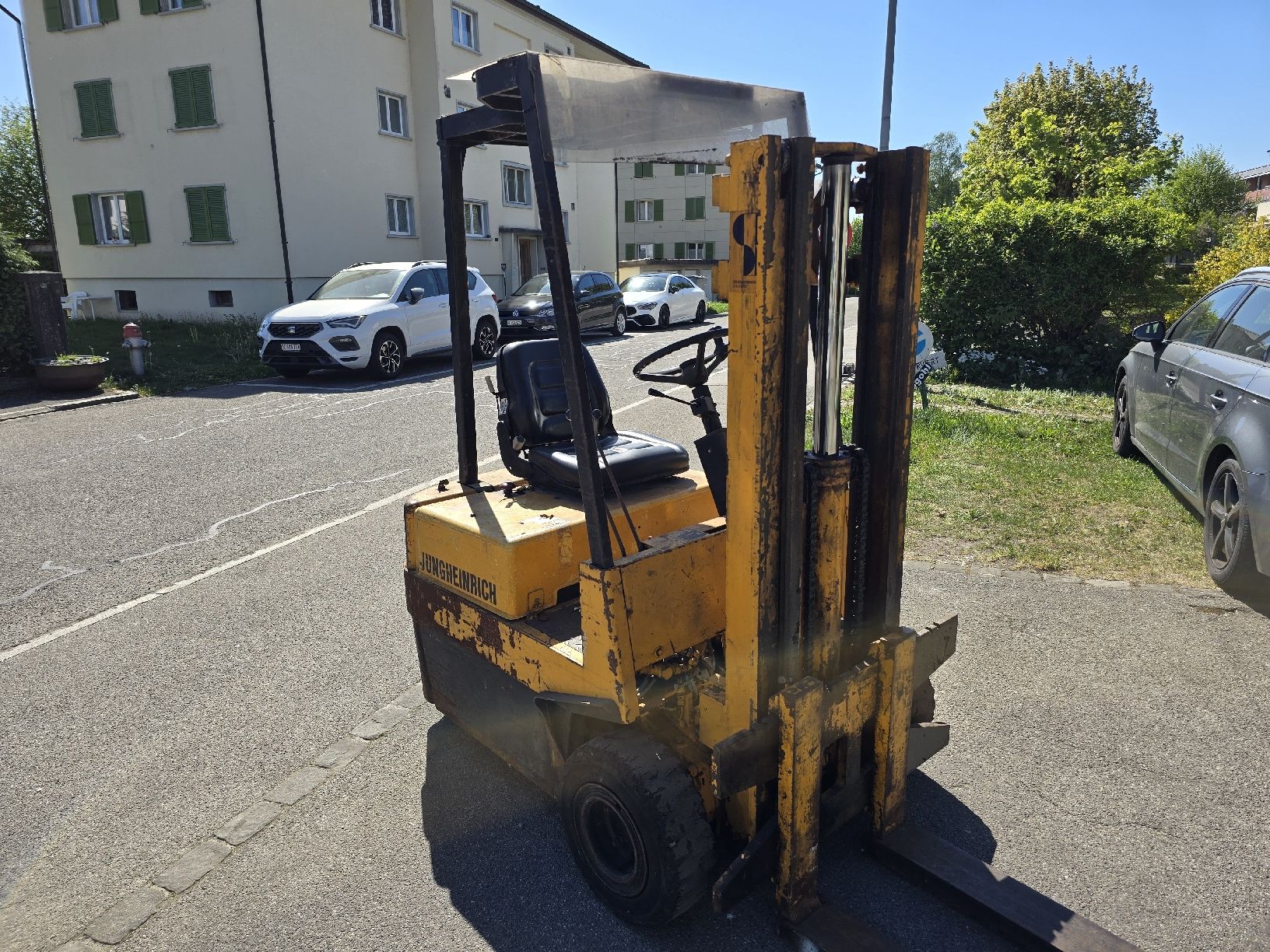 Carrelli elevatori e a forche: Elektrostapler – Difettoso da Herzogenbuchsee venduto da Schnork
