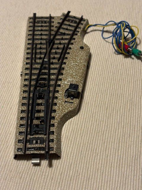 Märklin Modellini di ferrovie: Märklin Weichen rechts 5204 – Usato da Frenkendorf venduto da HampeFrenk