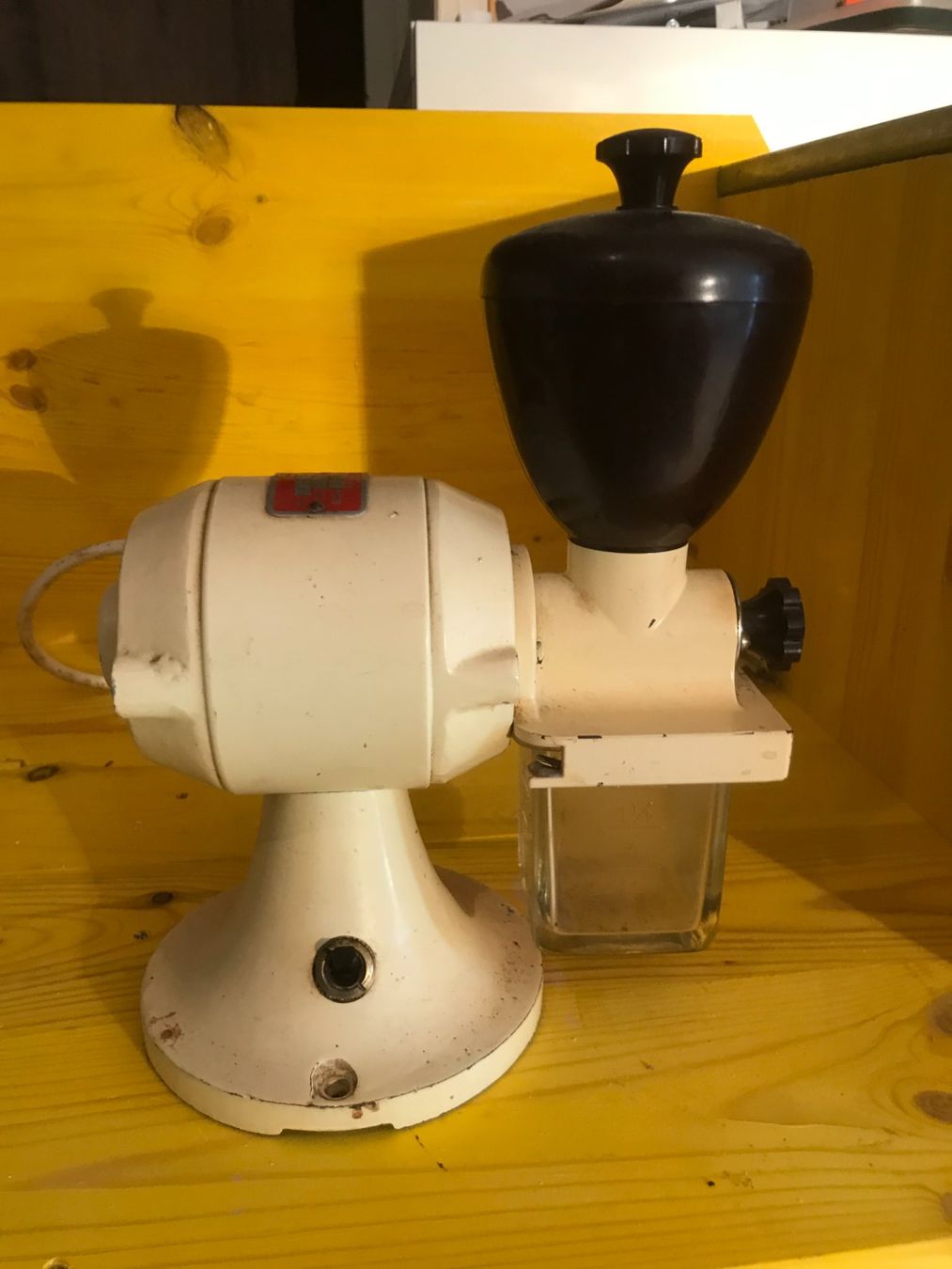 Elettrodomestici da cucina: Antike Kaffeemühle – Usato da Arch venduto da Gigi130