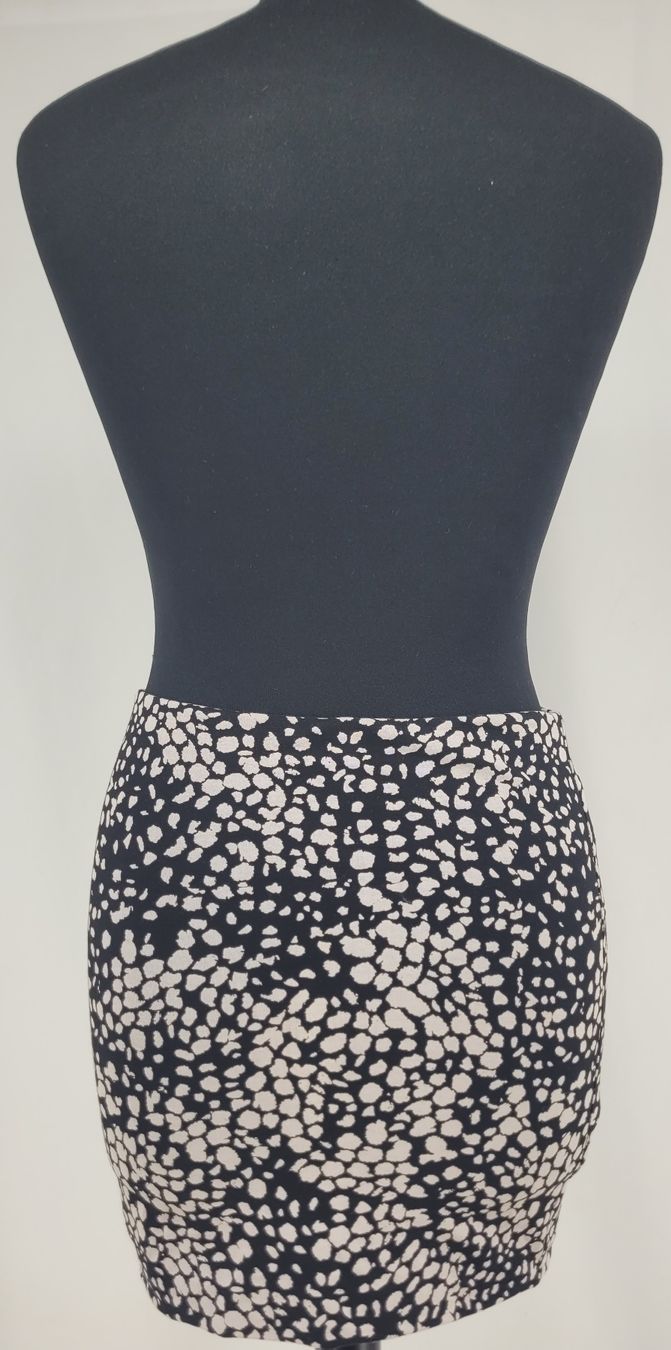 Gonne: JUPE Noir et Blanche taille XS/S – Usato da Lausanne venduto da PlusValue_Lausanne 2