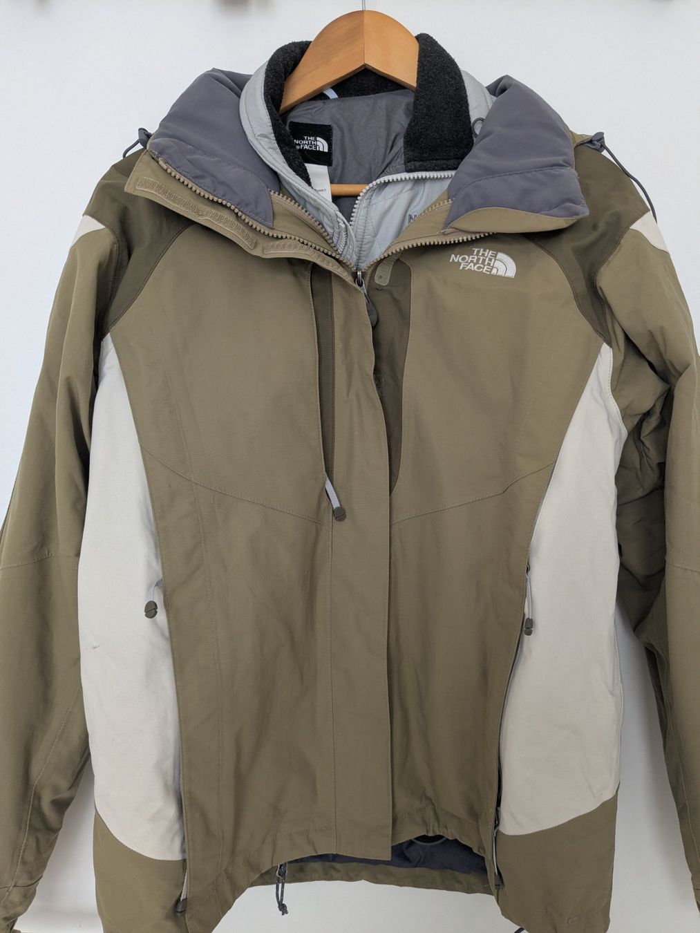 North Face Giacche: North Face Winter/ski Jacke – Usato da Prangins venduto da Ivy2016