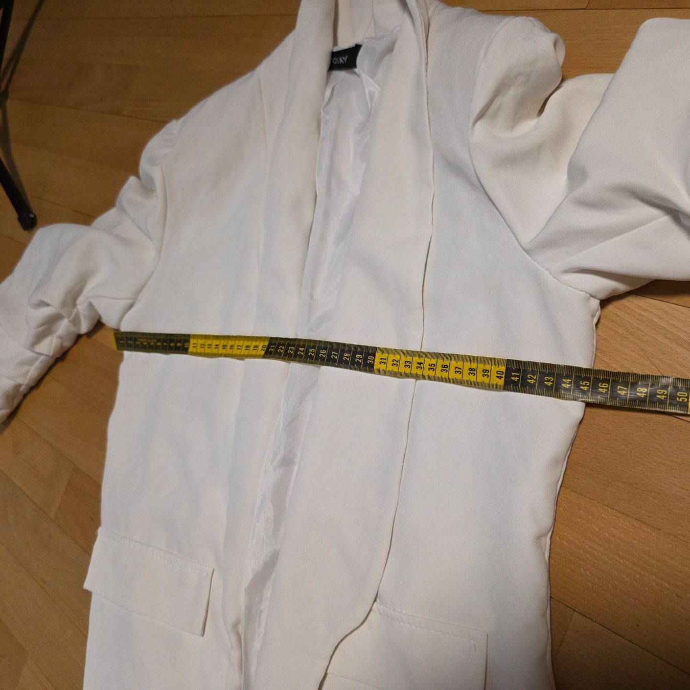 Jacken: Chicorée Creme Blazer M – Gebraucht aus Wald ZH von CapLux 7