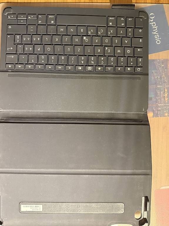 Apple Tablet PC: IPAD AIR 2 + coque/clavier – Usato da Fribourg venduto da mat_ftg2 1