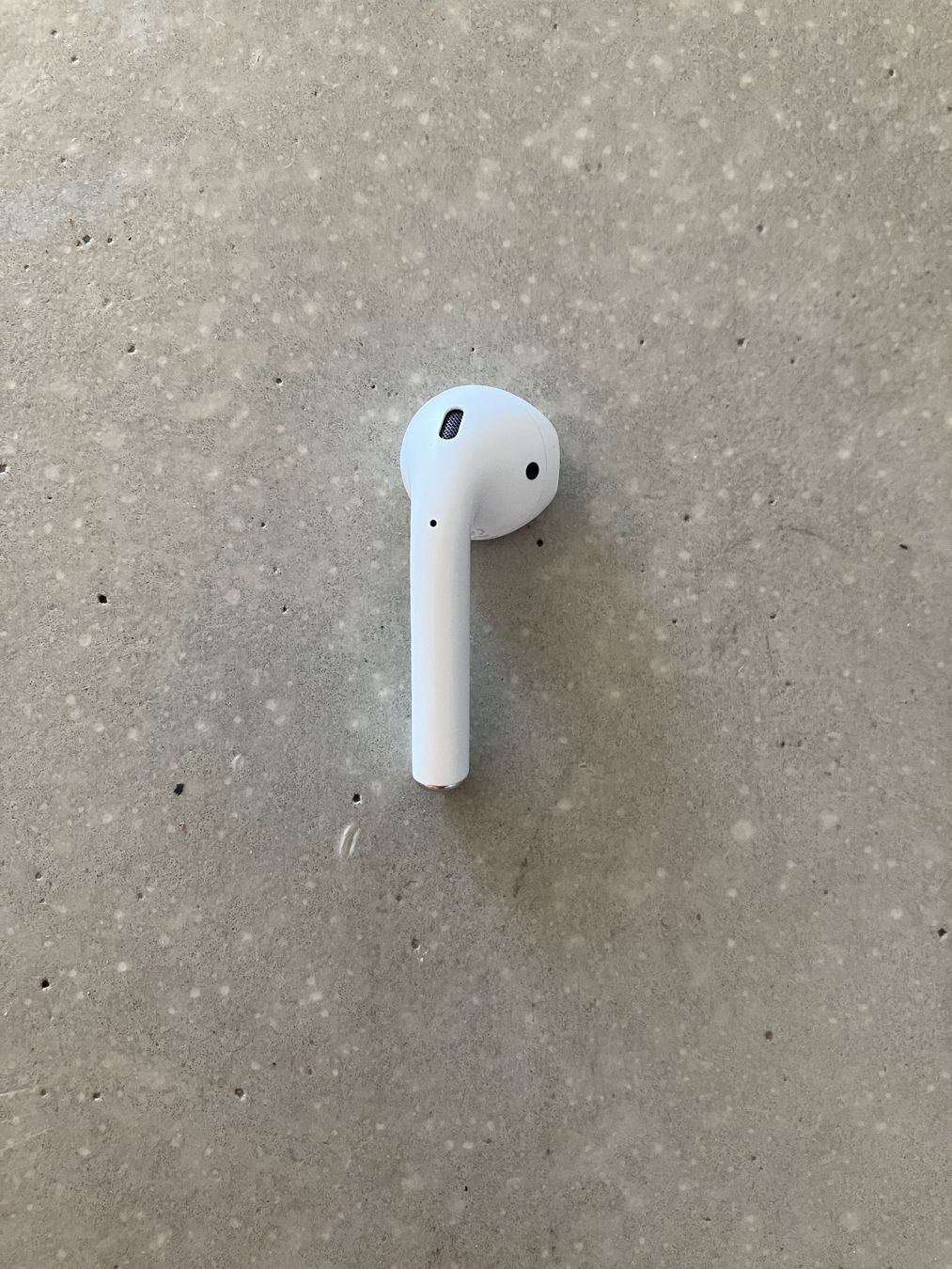 Apple Casques audio: AirPod 2 Rechts – D'occasion à Lausanne par mr.v 1