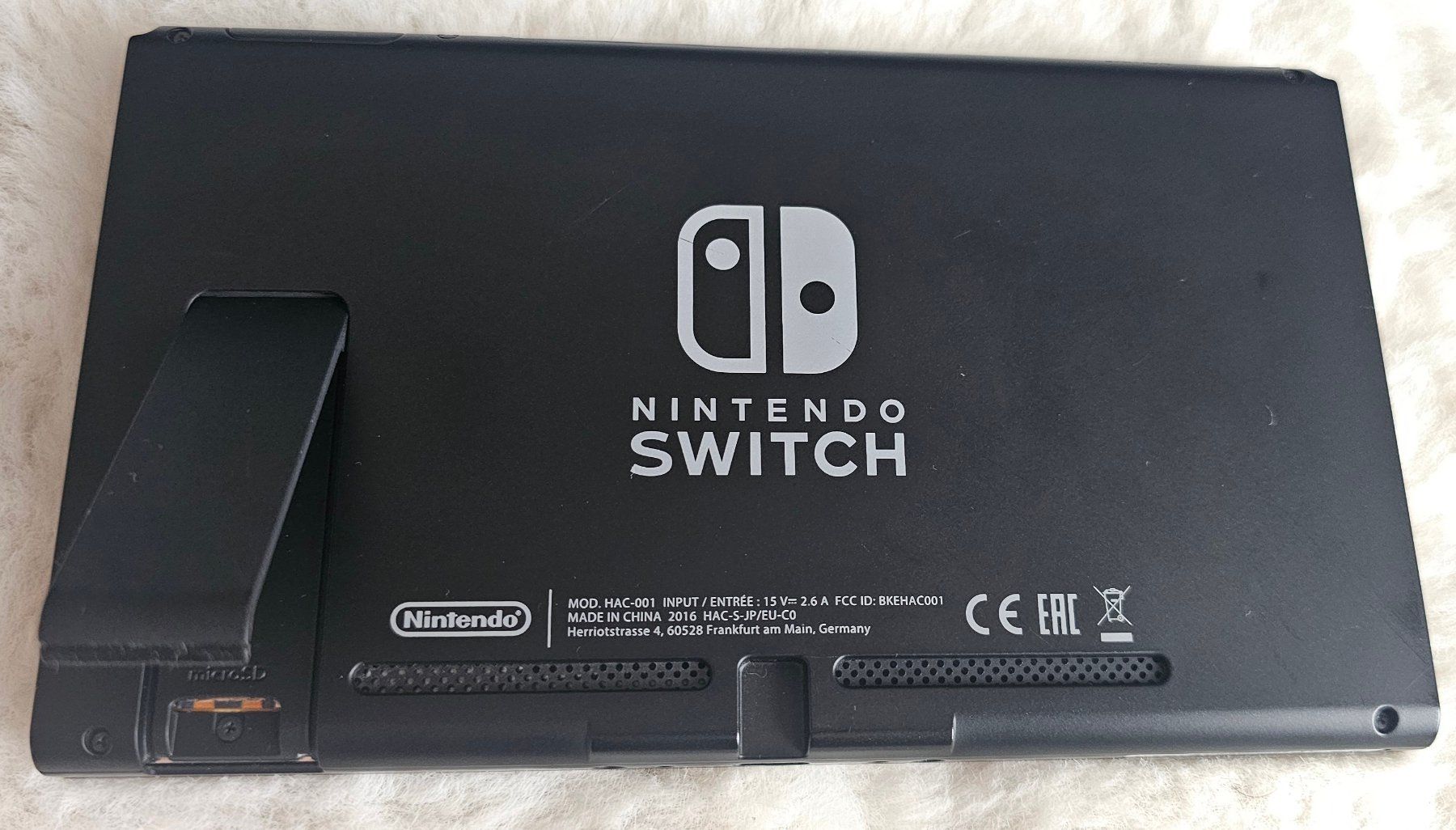 Nintendo Console: Nintendo Switch 1 | mit Zubehör – Usato da Arni AG venduto da StrohhutG 2