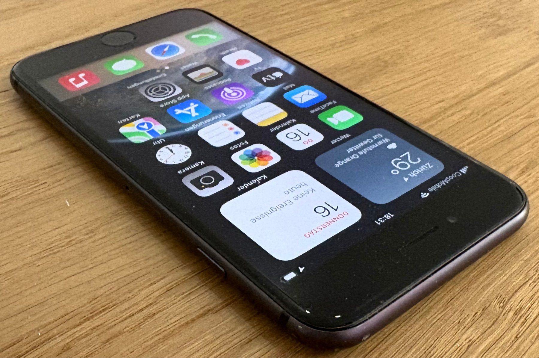 Apple Telefoni cellulari / Smartphones: Apple iPhone 8 | 64 GB | Space Grau [ tadellos – Nuovo (secondo la descrizione) da Zürich venduto da Gaikokujin 4