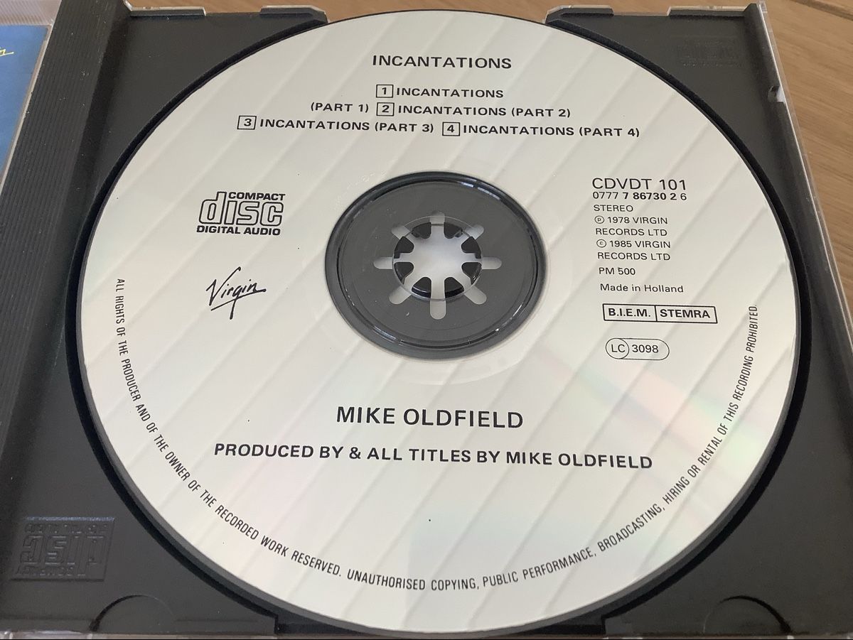 CD: Mike Oldfield - Incantations CD – Usato da herzogenbuchsee venduto da HIFIANER 2