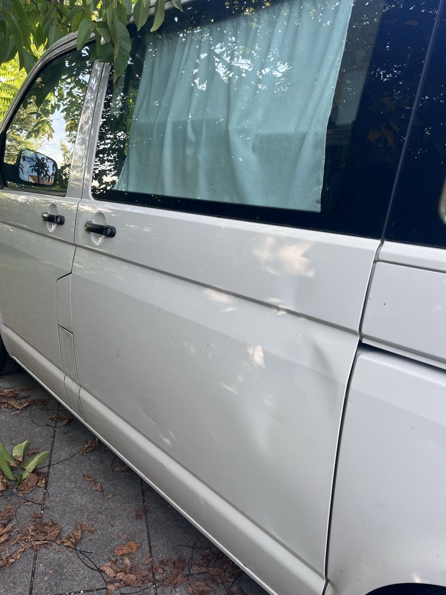 VW Véhicules de camping: VW T5 Transporter – D'occasion à Zürich par sop_rjv9 2