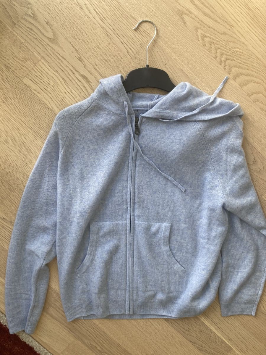 Giacche: fabrikneue Kaschmirjacke, hellblau, Gr. M – Nuovo e nell'imballaggio originale da Otelfingen venduto da pat_8jmb 4