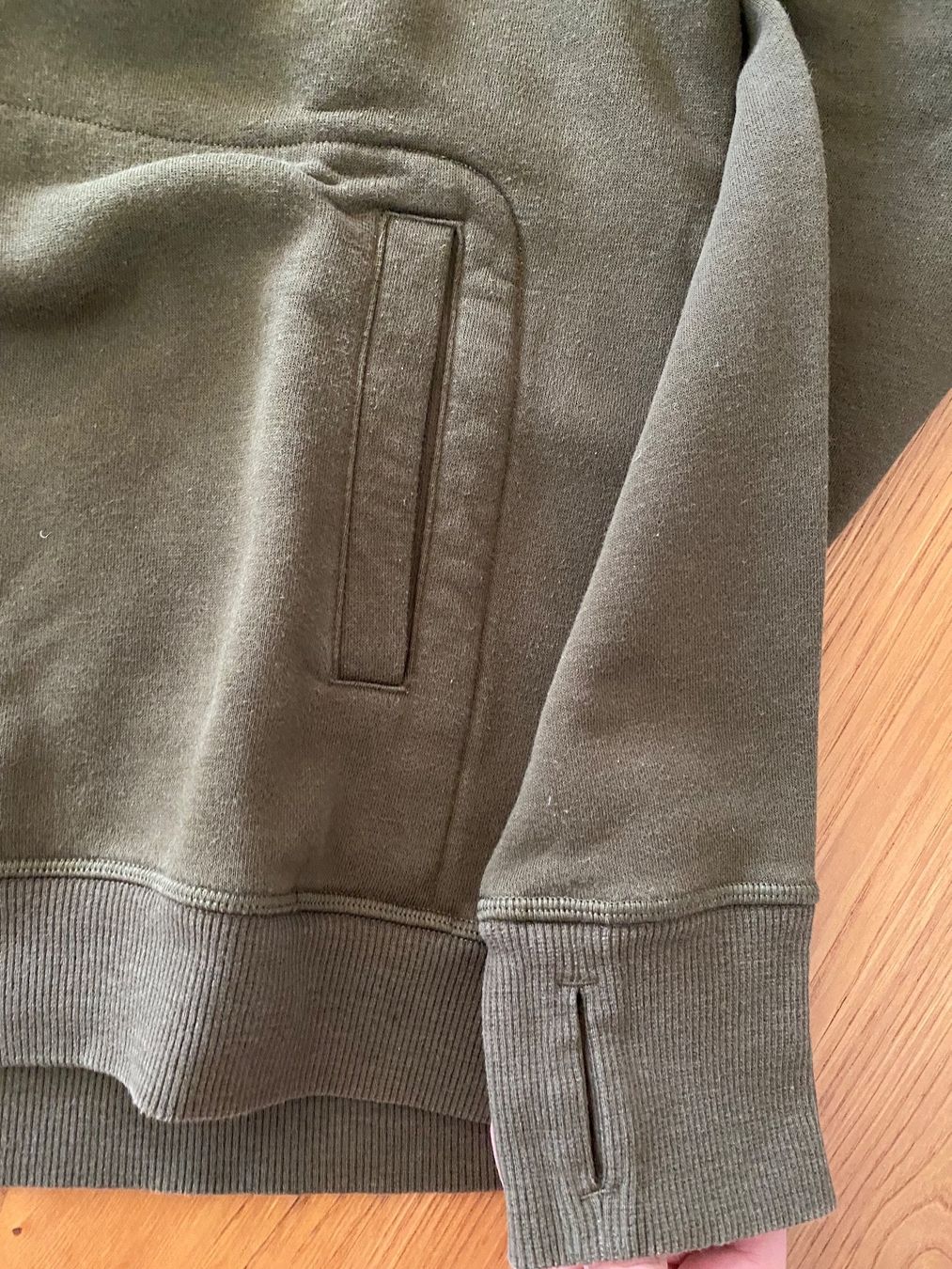 Maglioni & Felpe: Sweatshirt ivivva – Usato da Sissach venduto da laura.x4 1