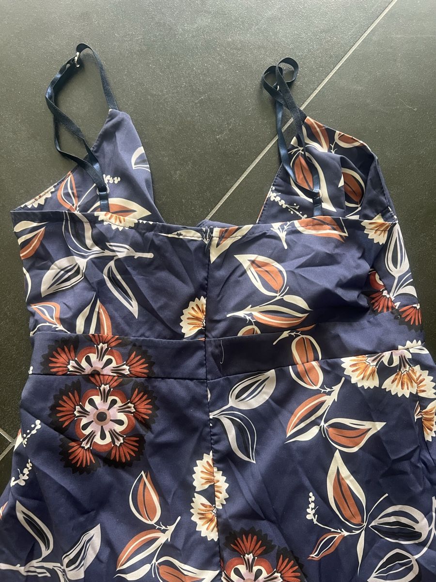 Jumpsuits: Blue Sand Jumpsuit mit Blumenmuster, Grösse S – Neu (gemäss Beschreibung) aus Bilten von and_6hjn 6