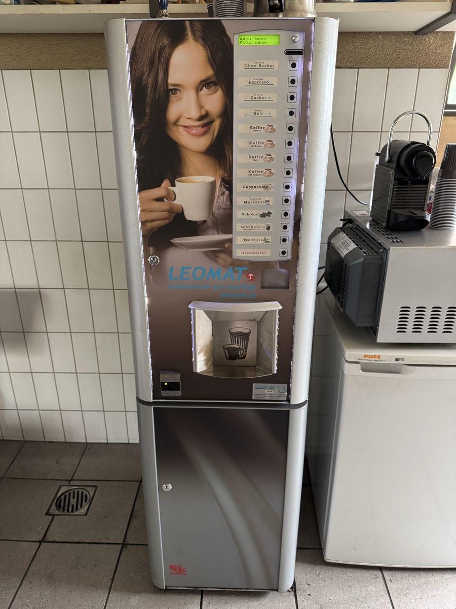 Machines à café & Machines à expresso: Kaffeeautomat – D'occasion à Heerbrugg par Fazzo2000