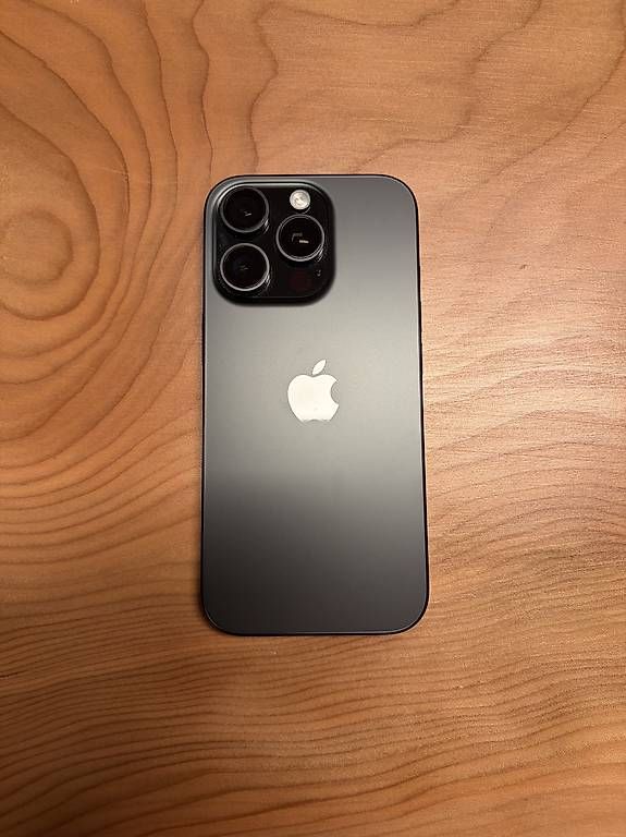 Apple Telefoni cellulari / Smartphones: iphone 16 pro 1Tb – Usato da Dino venduto da davide__V 2