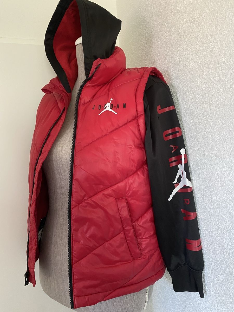 Jordan Vestes: Jordan  Down Jacke – D'occasion à Dietlikon par Locinda 3