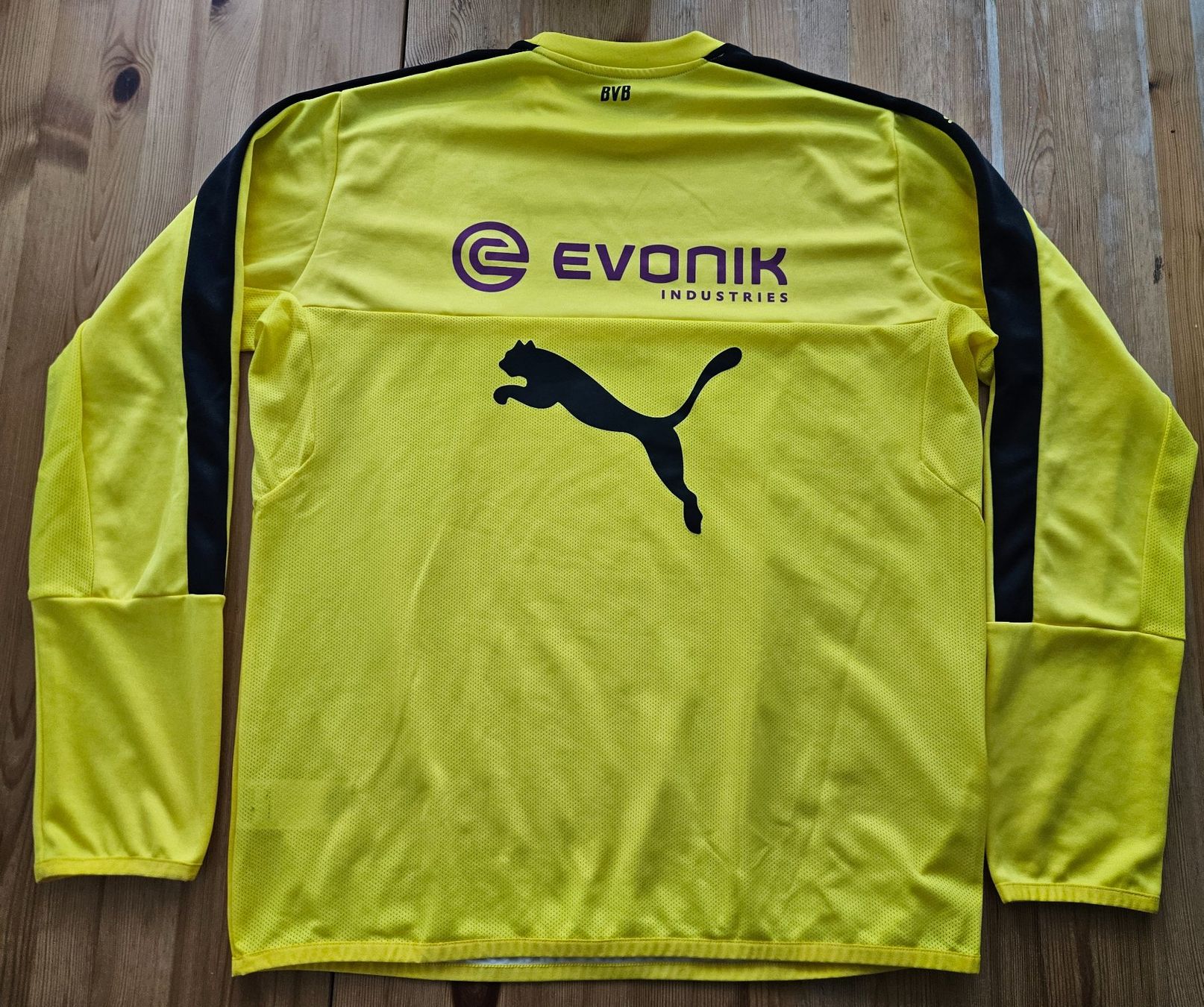 Puma Leibchen & Hosen: Borussia Dortmund Trainingsoberteil Puma Grösse XL BVB – Gebraucht aus Hägglingen von United-Village-Trade 5