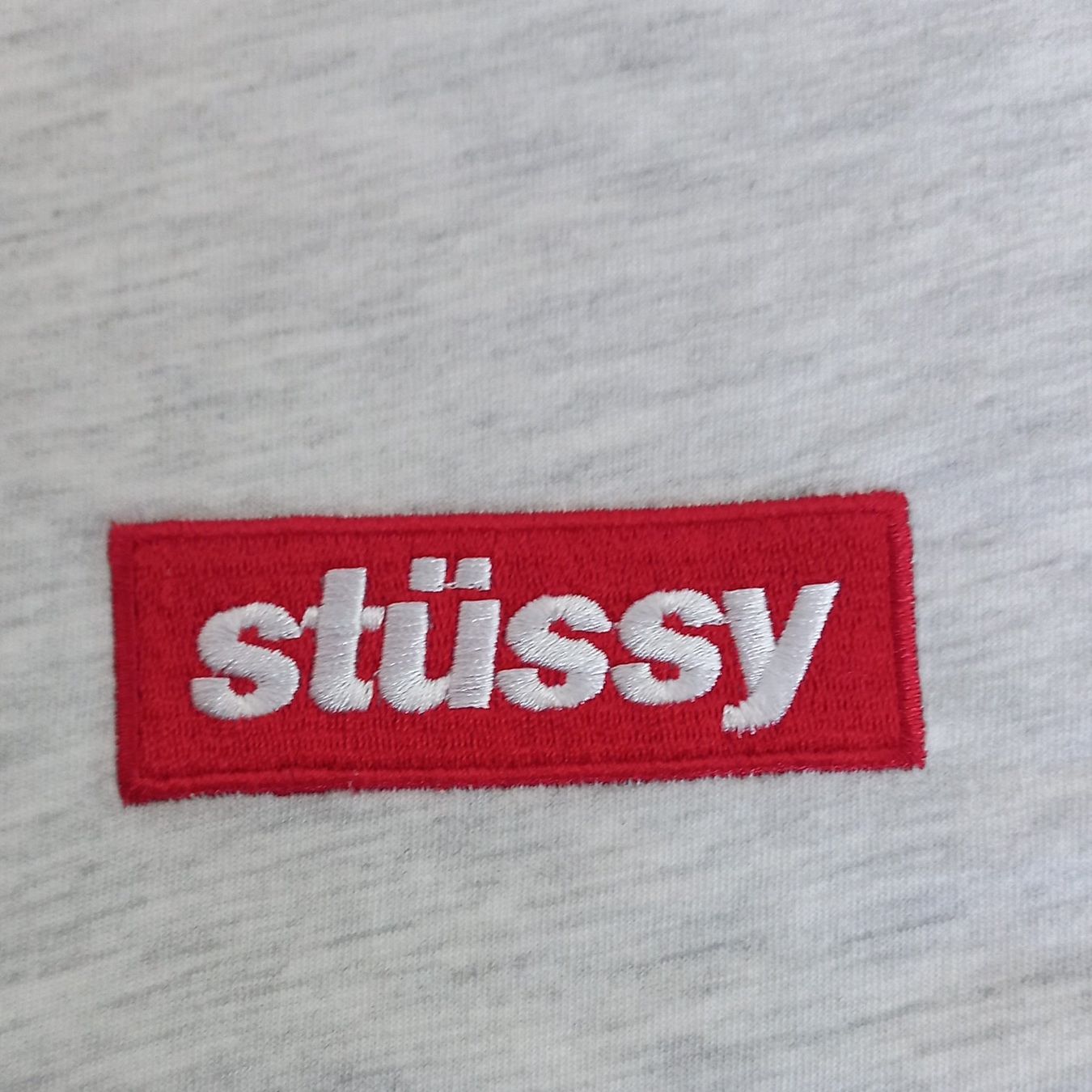 Stüssy T-shirt: Stüssy Box Logo Tee (S) – Nuovo e nell'imballaggio originale da Chamoson venduto da Sapoloshop 1