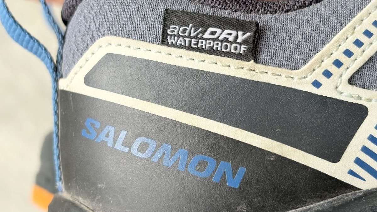 Salomon Schuhe für Jungen: Salomon XA Pro V8 WP Kinder Trekkingschuh, Grösse 36 – Gebraucht aus Arni AG von CLIMBIM 2