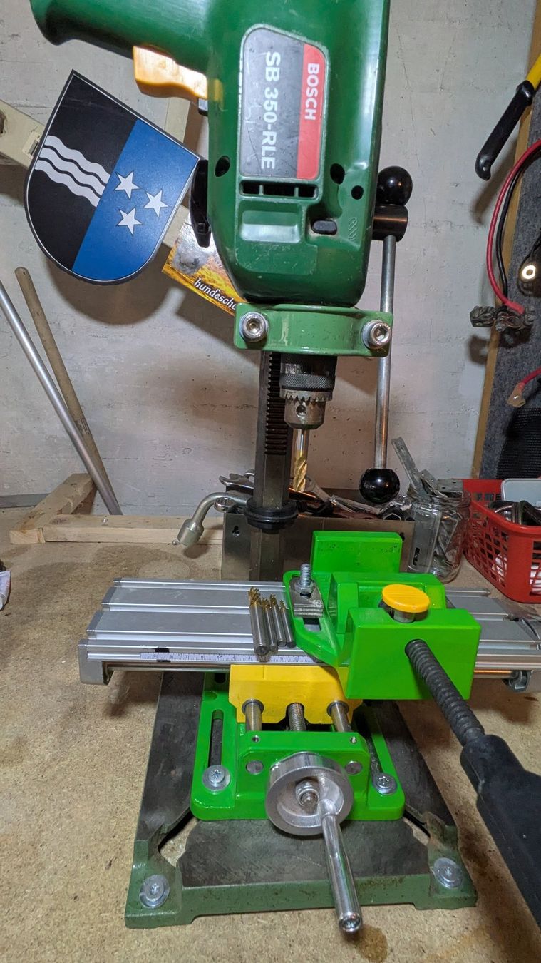 Tutte le macchine: Fräsmaschine – Usato da Wöschnau venduto da Alfvide
