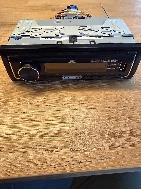 Radios: JVC KSD-X451DBT Autoradio – Gebraucht aus Herznach von cassanese87011