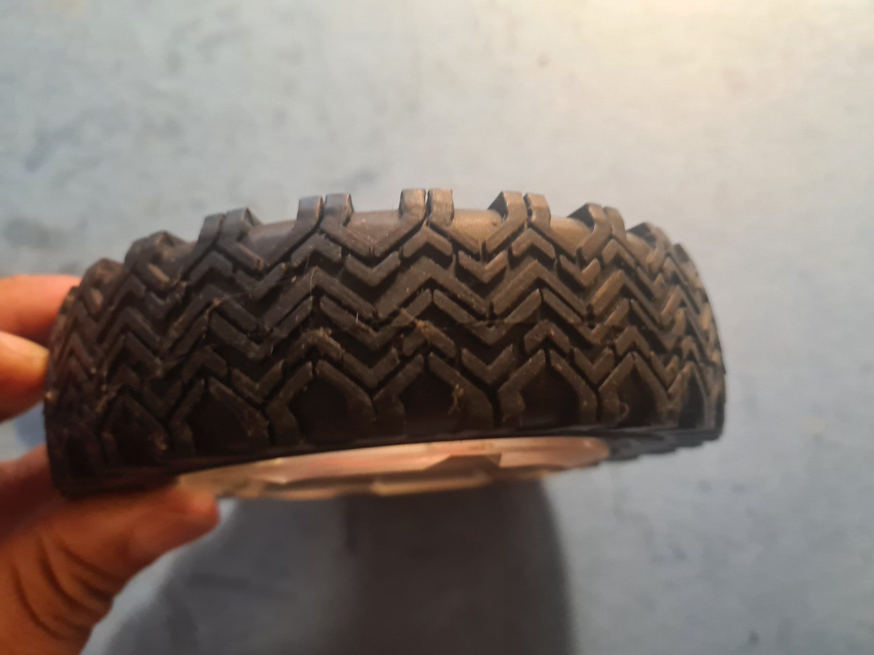 Firestone Portacenere: FIRESTONE  CENDRIER  NEWE  OLD  STOCK  VINTAGE  COLLECTION – Usato da Bellevue venduto da BURGOLMANIA 3