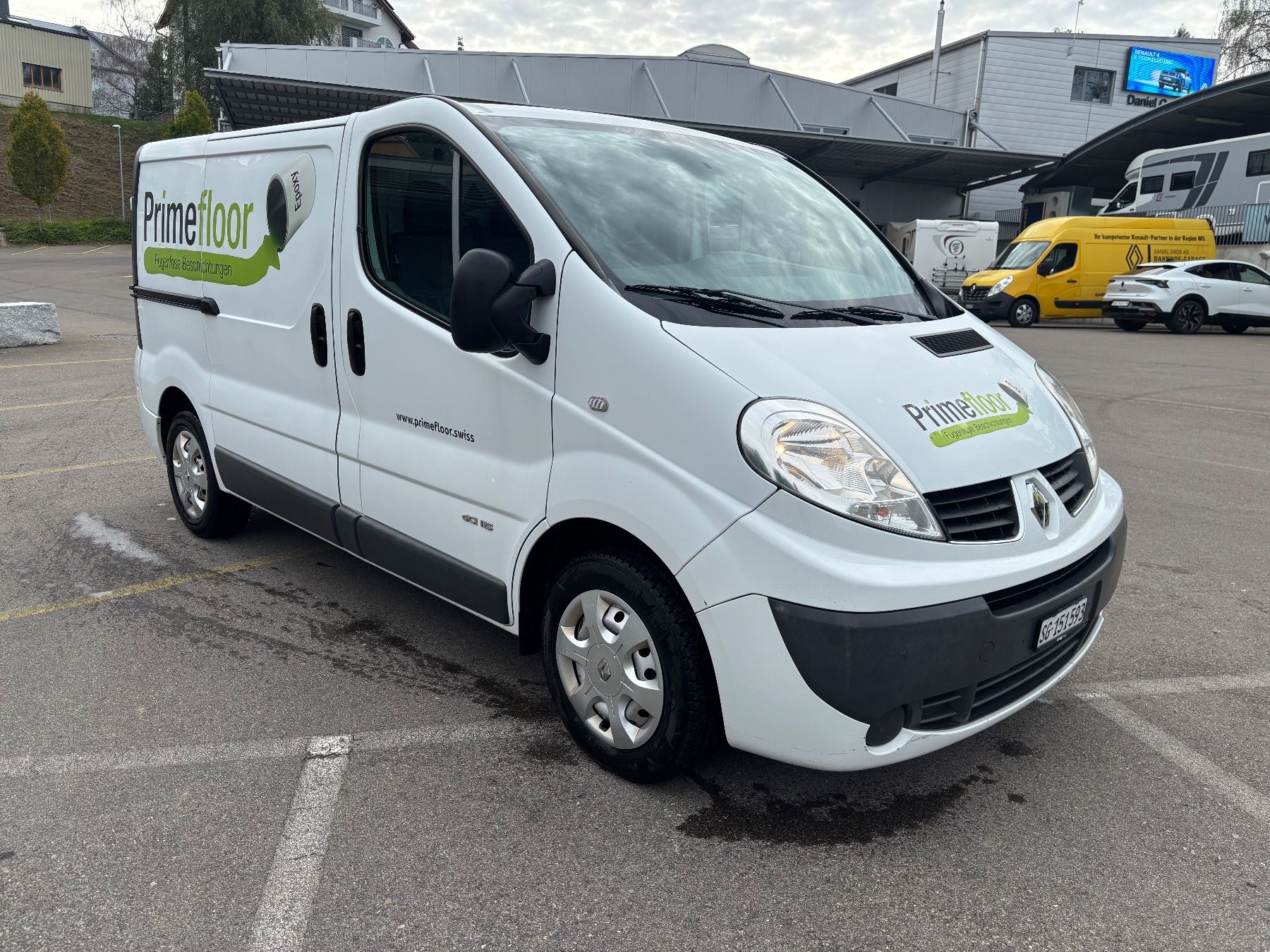 Renault Nutzfahrzeuge: Renault Trafic Kastenwagen – Gebraucht aus Henau von inf_6cll