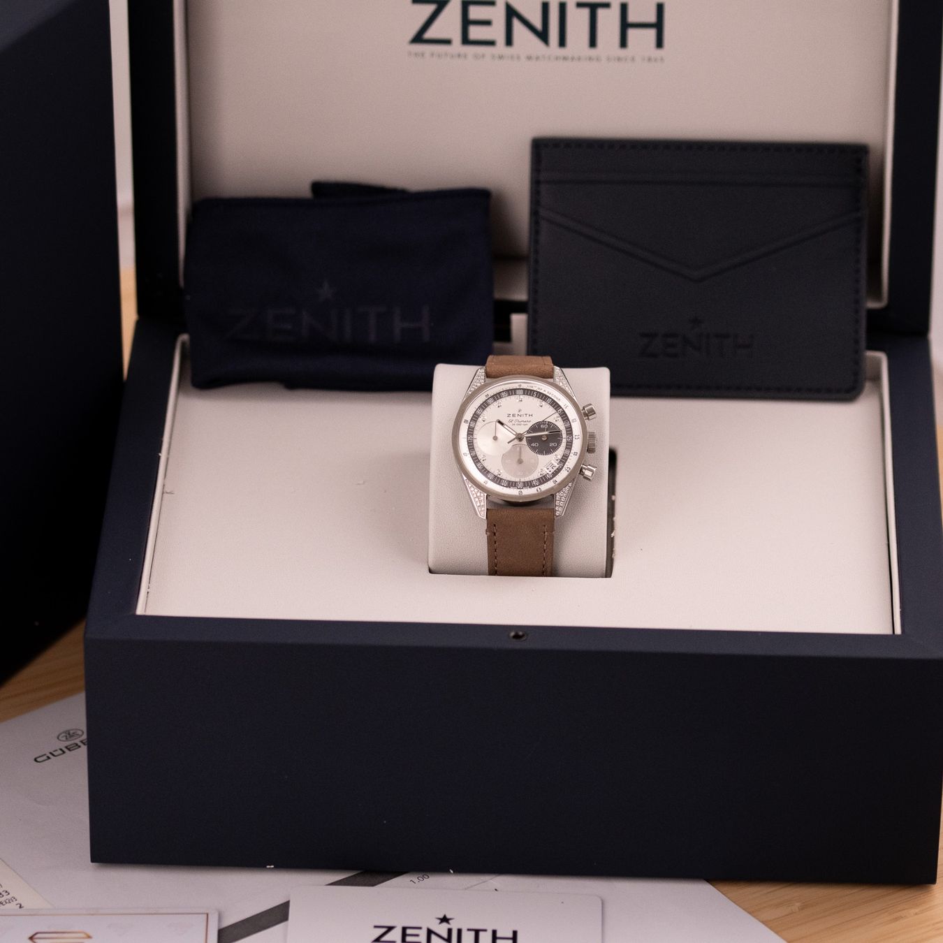 Zenith Orologi: Zenith Chronomaster Original/ 16.3200.3600 / 2021 / Full Set – Usato da Luzern venduto da PrimeSwissTime 7