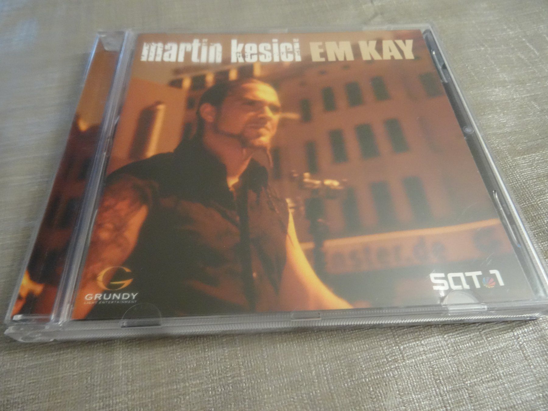 CD: Martin Kesici - EM KAY CD – Usato da Olten venduto da Disc-Ausverkauf