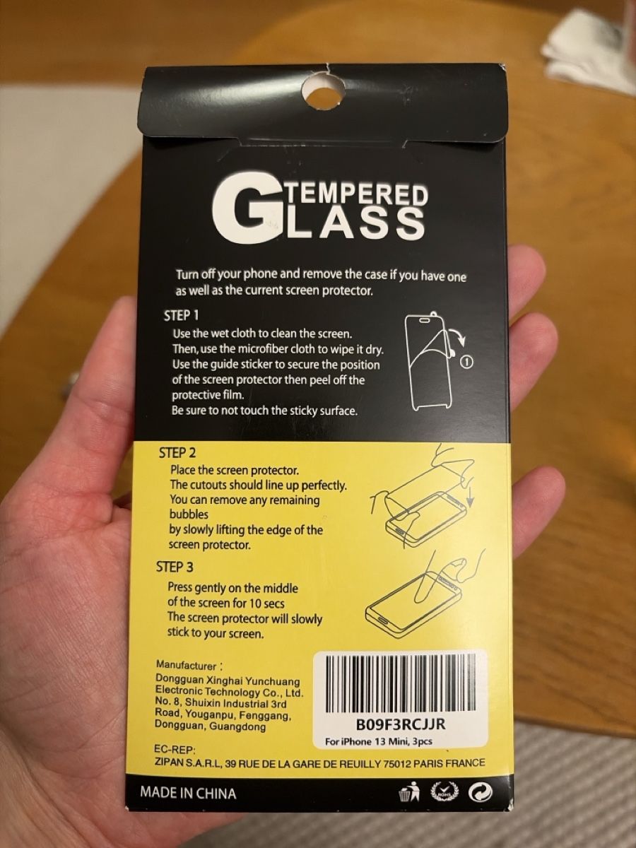 Ritocchi & pellicole di protezione: New'C iPhone 13 mini screen protector, tempered glass – Nuovo (secondo la descrizione) da Zürich venduto da zucchetti13 1