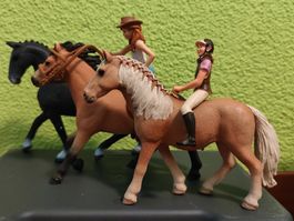 Schleich Pferde und Reiter Set - wie neu