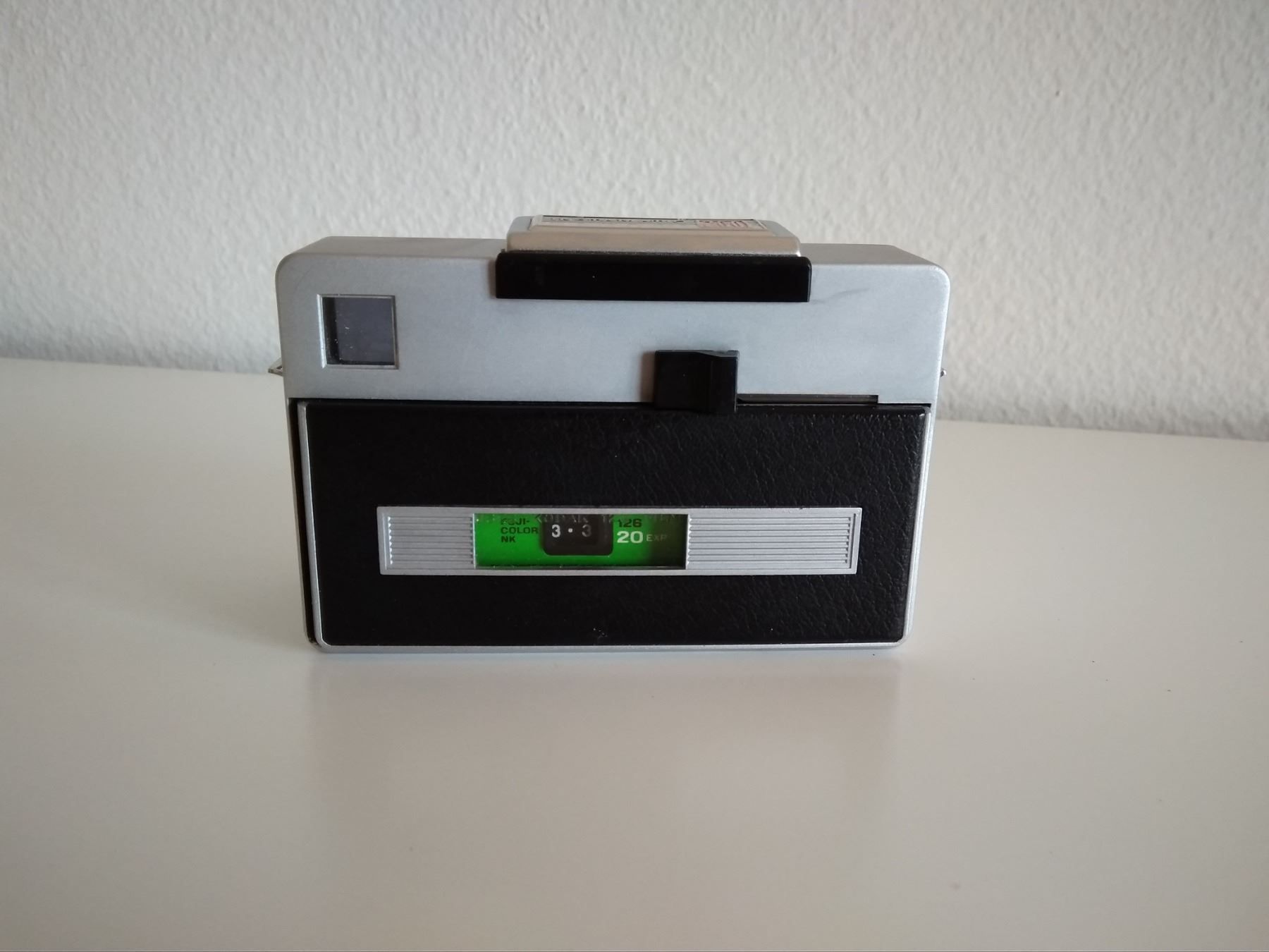 Kodak Fotocamera: Vintage Kodak Instamatic 700 mit Tasche – Usato da Dietikon venduto da Branquinha1981 5