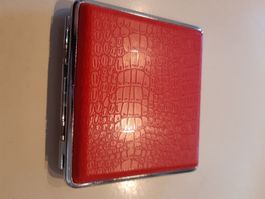 Zigaretten etui witziges innenleben  knallrot