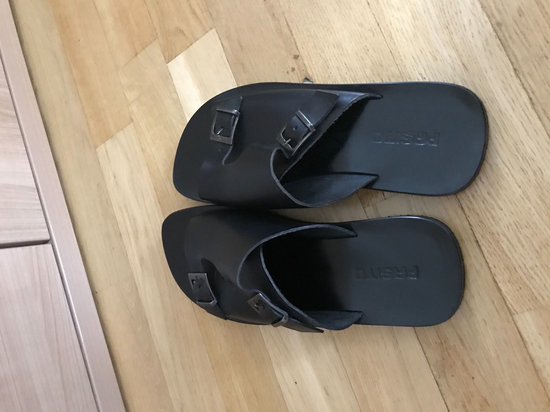 Scarpe da uomo: NEU PASITO SANDALEN  GRÖSSE 42 – Nuovo e nell'imballaggio originale da Zürich venduto da schneeflocke303 5
