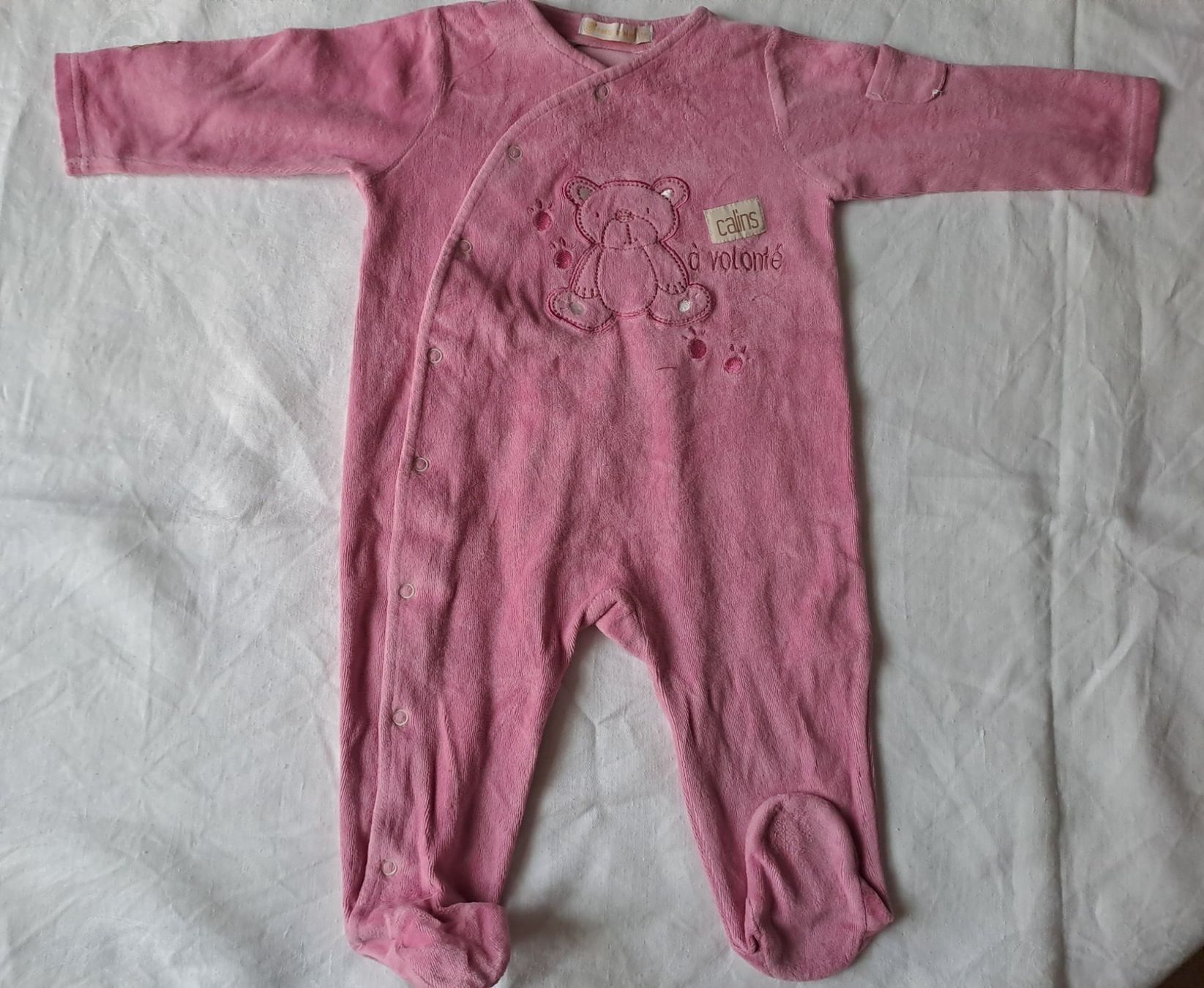 Pyjamas & Ähnliches: Pyjama pour fille taille 74 – Gebraucht aus Le Noirmont von sportboutique