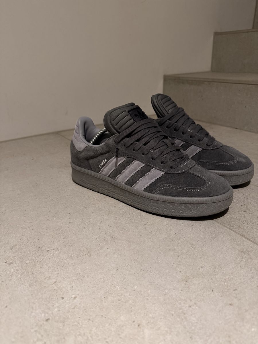 Adidas Scarpe da uomo: Adidas Samba, Sneaker, grau, Grösse 44 2/3 – Nuovo (secondo la descrizione) da Arbon venduto da andizue 1