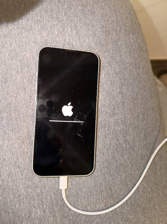 Portables: iPhone 13 128gb - buone condizioni  – D'occasion à Bellinzona par mar_g6rs