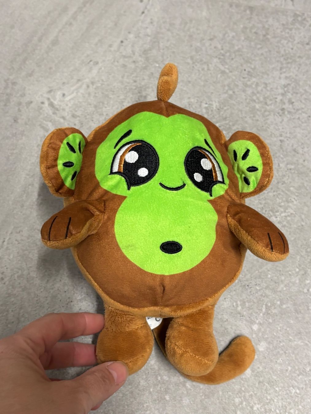 Giocattoli: Peluche réversible singe kiwi – Usato da Salvenach venduto da gwenwywar