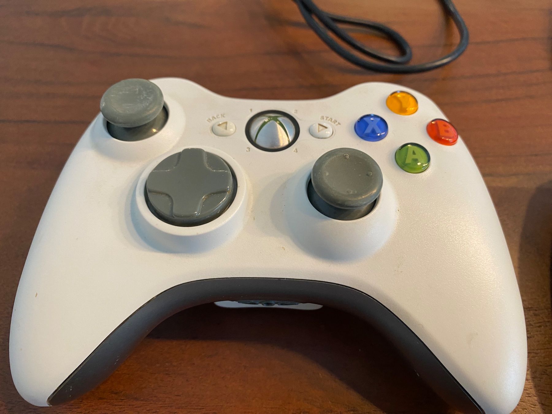 Manettes: 2 Xbox 360 Controller – D'occasion à Thunstetten par Virus_33 2
