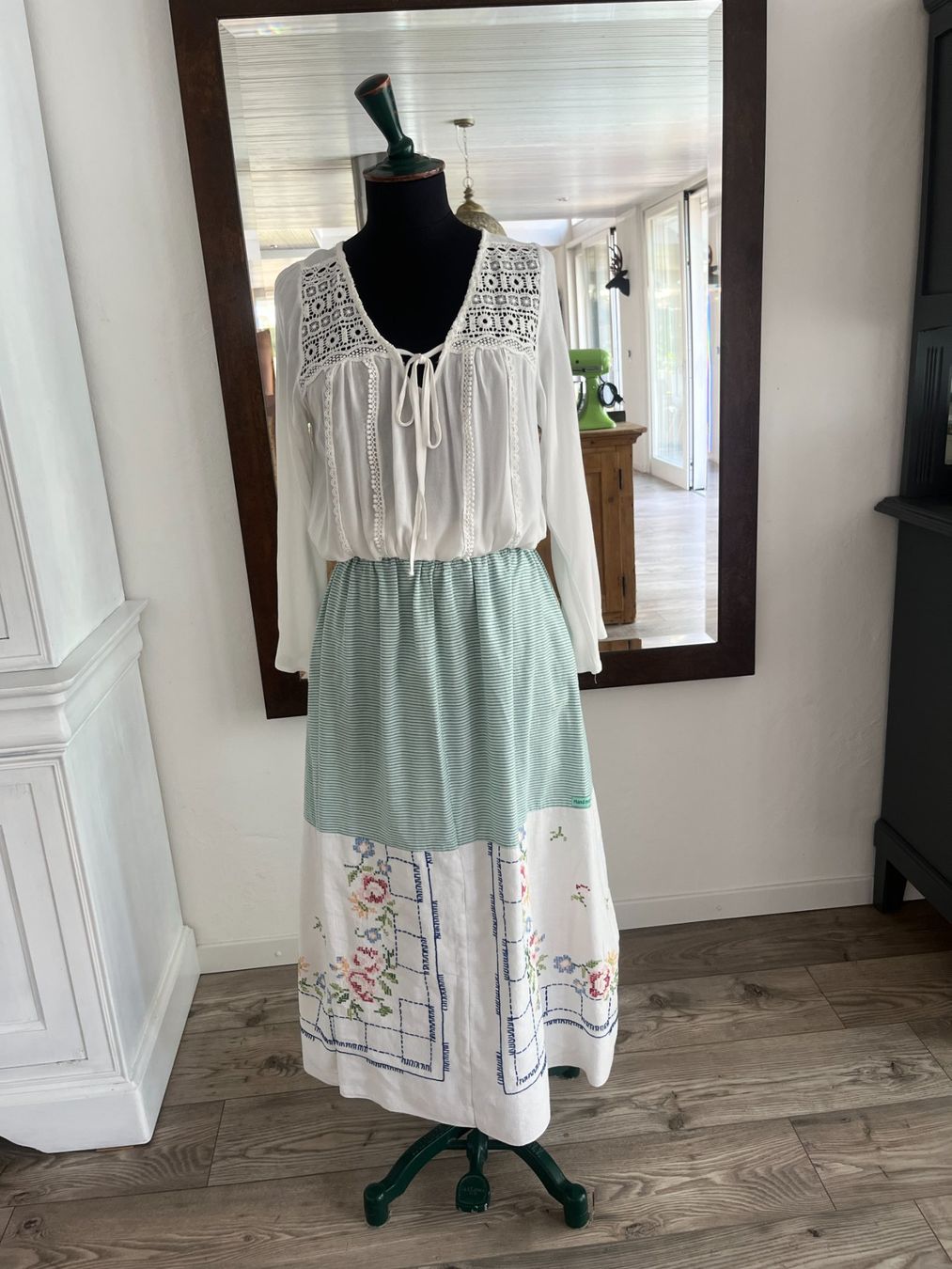 Kleiderpakete: Duo Vintage jupe et top M – Gebraucht aus Seiry von vanille08