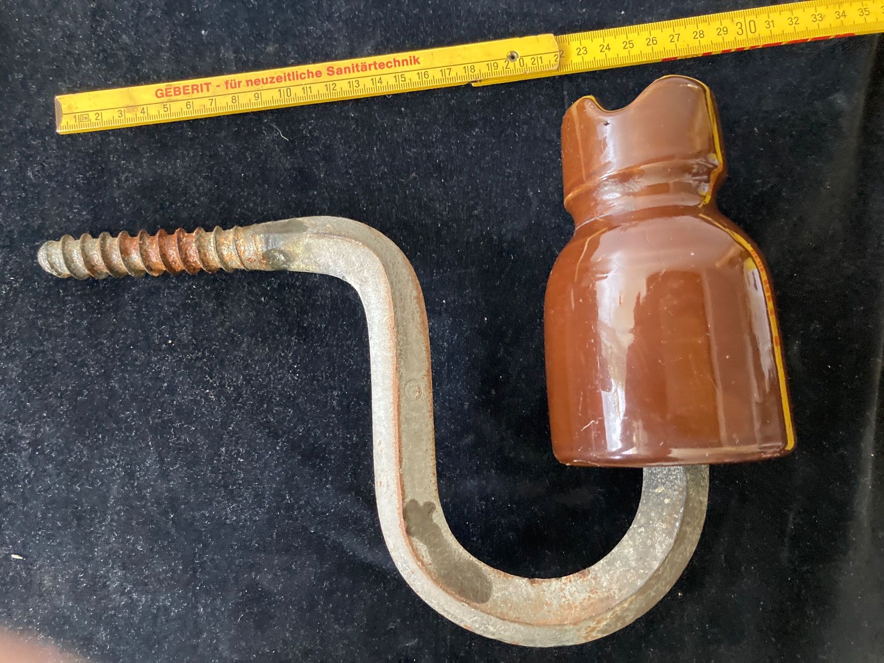 Tutti gli attrezzi: Isolator mit Schraub-Halterung ( Langenthal 6937) – Usato da Zürich venduto da Chaeffeler 3