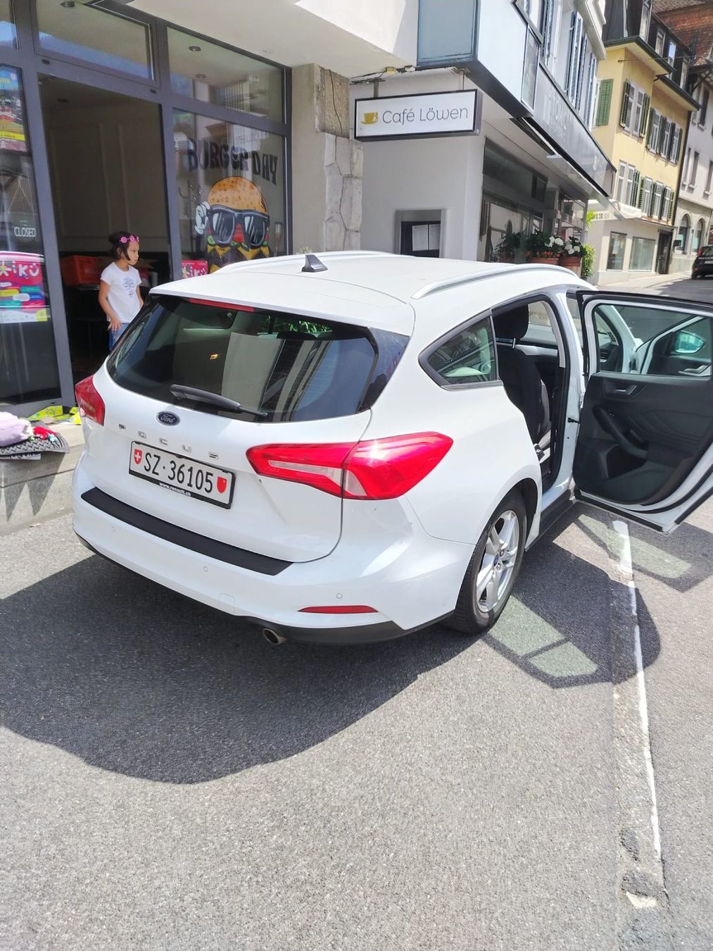 Ford Autos: FORD FOCUS 1.5 EcoBlue 120 Titanium – Gebraucht aus Küssnacht am Rigi von Rainer022 3