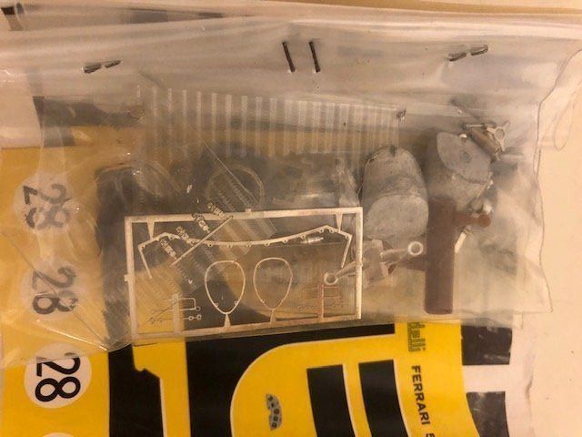 Ferrari Modellini d'auto: FDS-Kit Ferrari – Nuovo (secondo la descrizione) da Muttenz venduto da Gucci2005 5