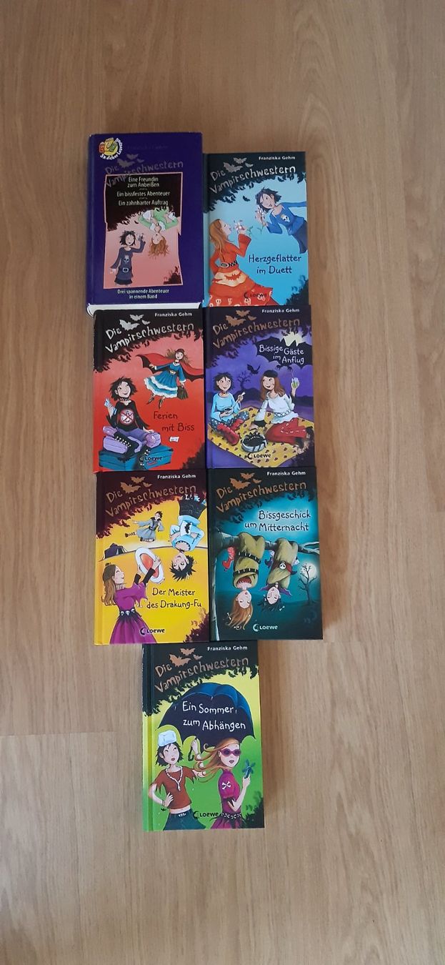 Bücher: Die Vampirschwestern 1-9 – Gebraucht aus Unterlangenegg von Estrella8